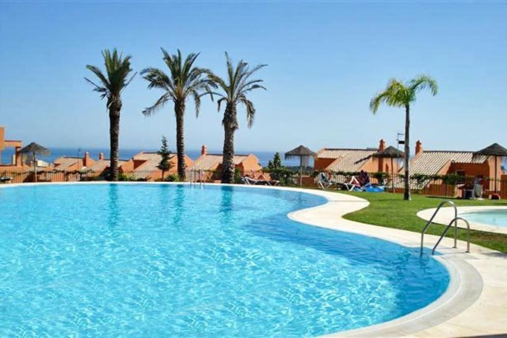 Lovely 2 Bedroom Apt Near Golf Los Lagos Elviria Μαρμπέλλα Εξωτερικό φωτογραφία
