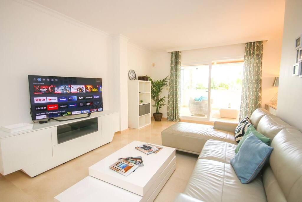 Lovely 2 Bedroom Apt Near Golf Los Lagos Elviria Μαρμπέλλα Εξωτερικό φωτογραφία