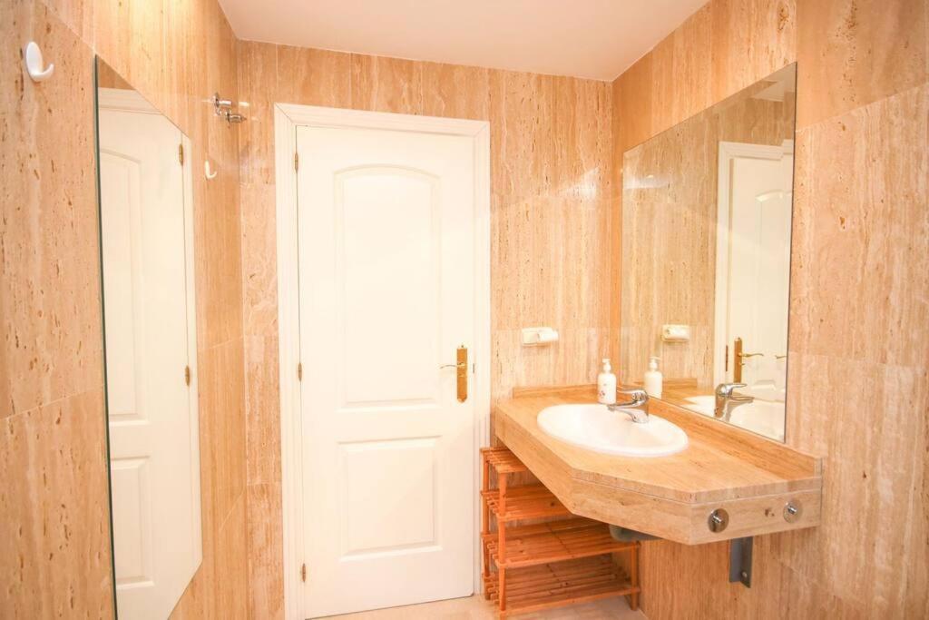 Lovely 2 Bedroom Apt Near Golf Los Lagos Elviria Μαρμπέλλα Εξωτερικό φωτογραφία