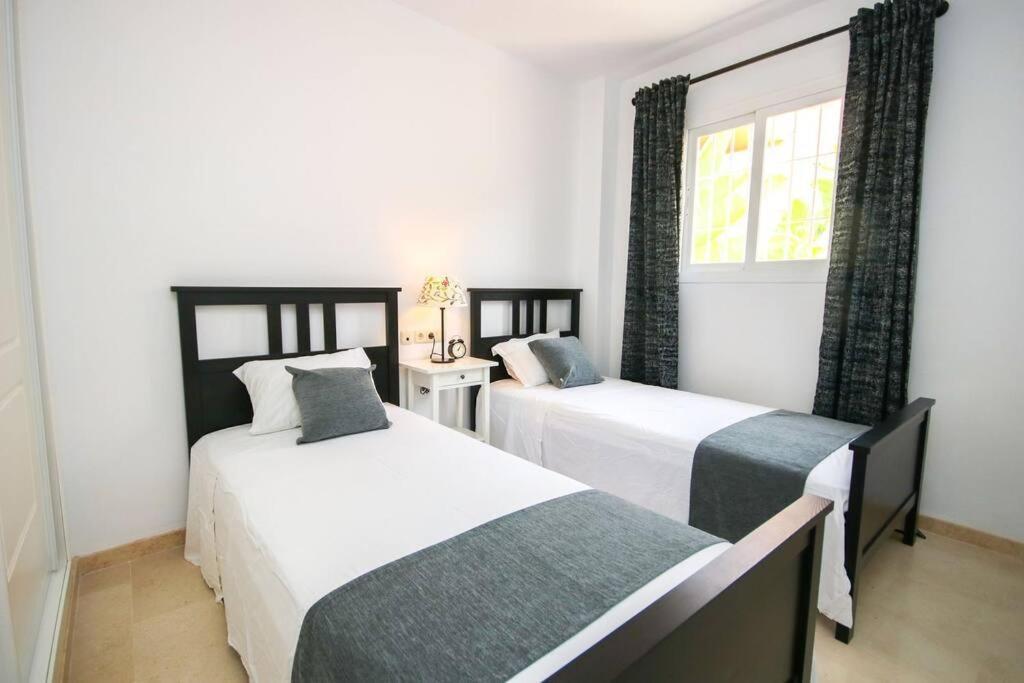 Lovely 2 Bedroom Apt Near Golf Los Lagos Elviria Μαρμπέλλα Εξωτερικό φωτογραφία
