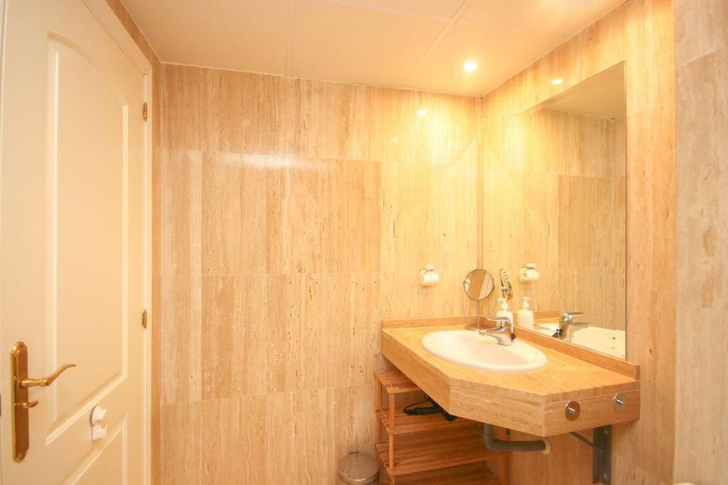 Lovely 2 Bedroom Apt Near Golf Los Lagos Elviria Μαρμπέλλα Εξωτερικό φωτογραφία