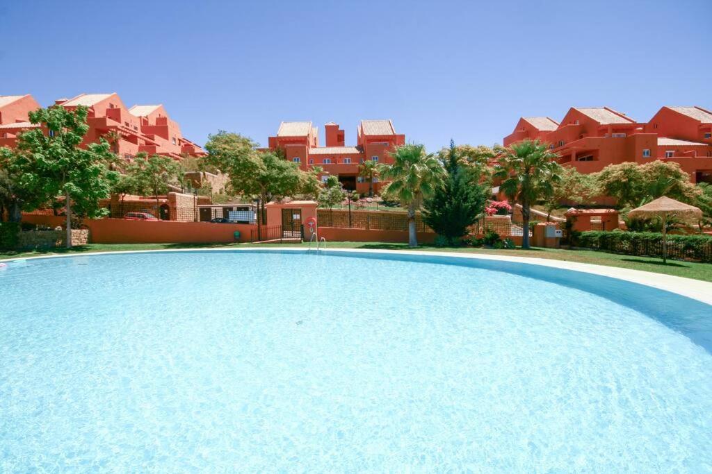 Lovely 2 Bedroom Apt Near Golf Los Lagos Elviria Μαρμπέλλα Εξωτερικό φωτογραφία