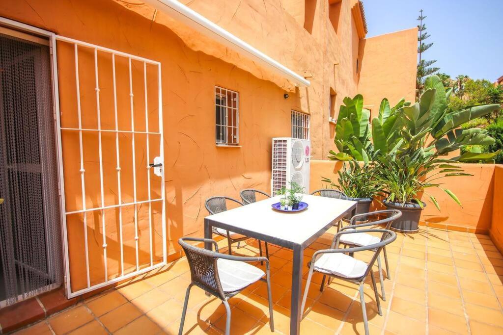 Lovely 2 Bedroom Apt Near Golf Los Lagos Elviria Μαρμπέλλα Εξωτερικό φωτογραφία